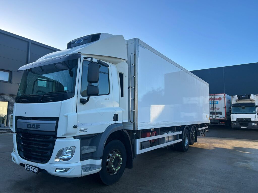 2017 DAF CF 330 6x2 Euro 6