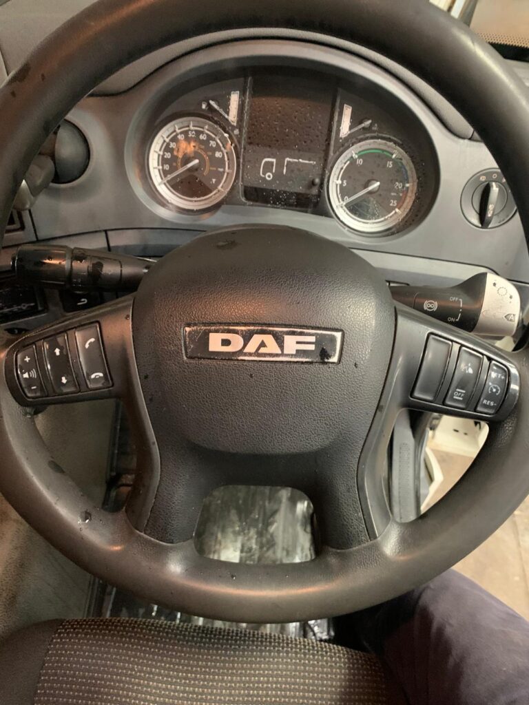 October 2016 DAF CF 3300 6X2 Chassis Cab