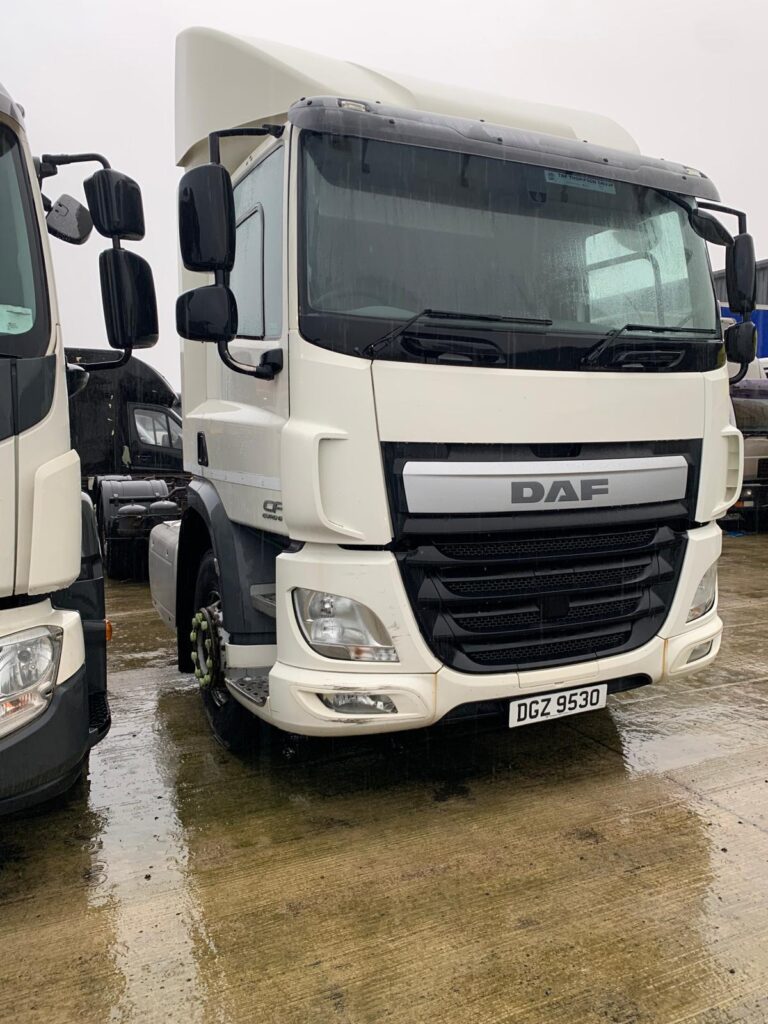 October 2016 DAF CF 3300 6X2 Chassis Cab