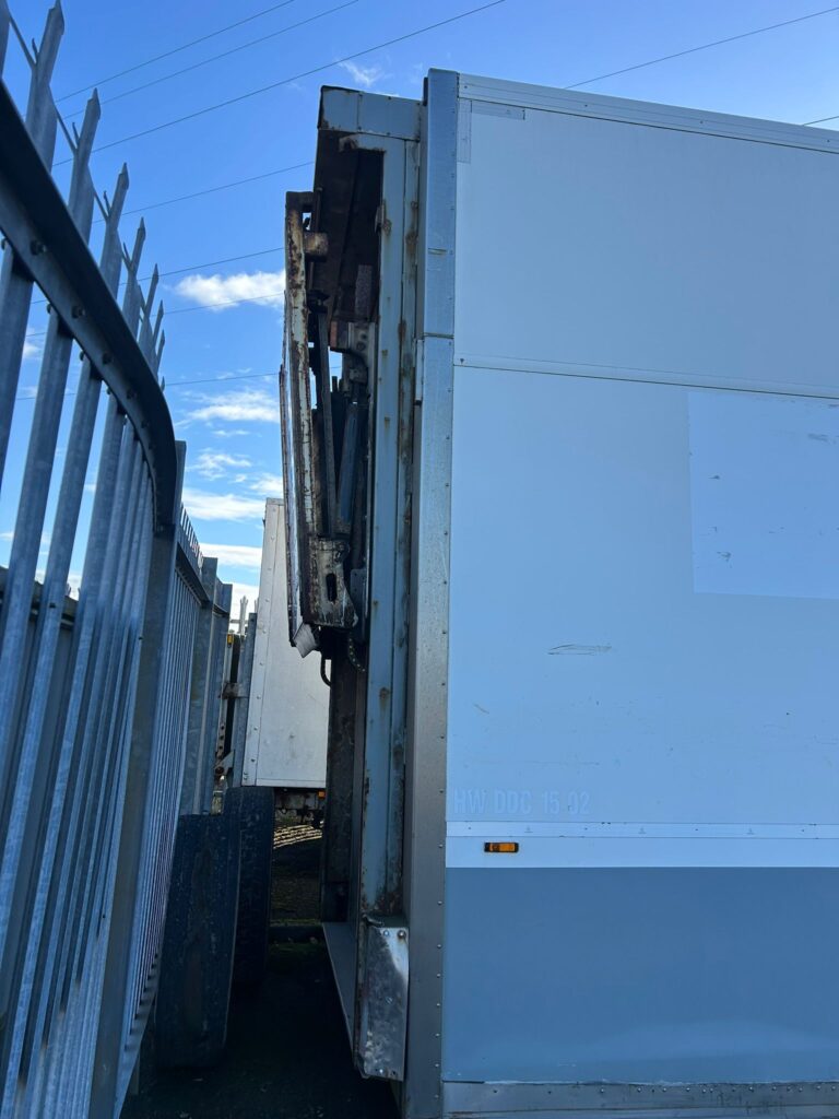 2015 Gray and Adams Triaxle Double Deck Trailer