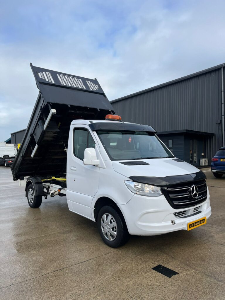 May 2021 Mercedes Sprinter 315 CDI MWB 3.5T Tipper