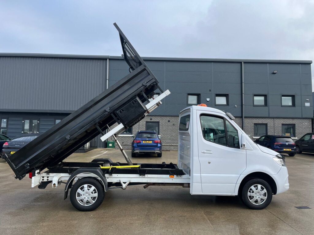 May 2021 Mercedes Sprinter 315 CDI MWB 3.5T Tipper