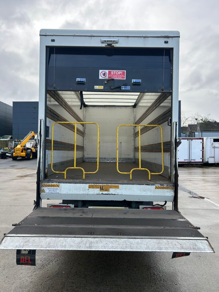 October 2020 DAF LF 45 150 7.5T