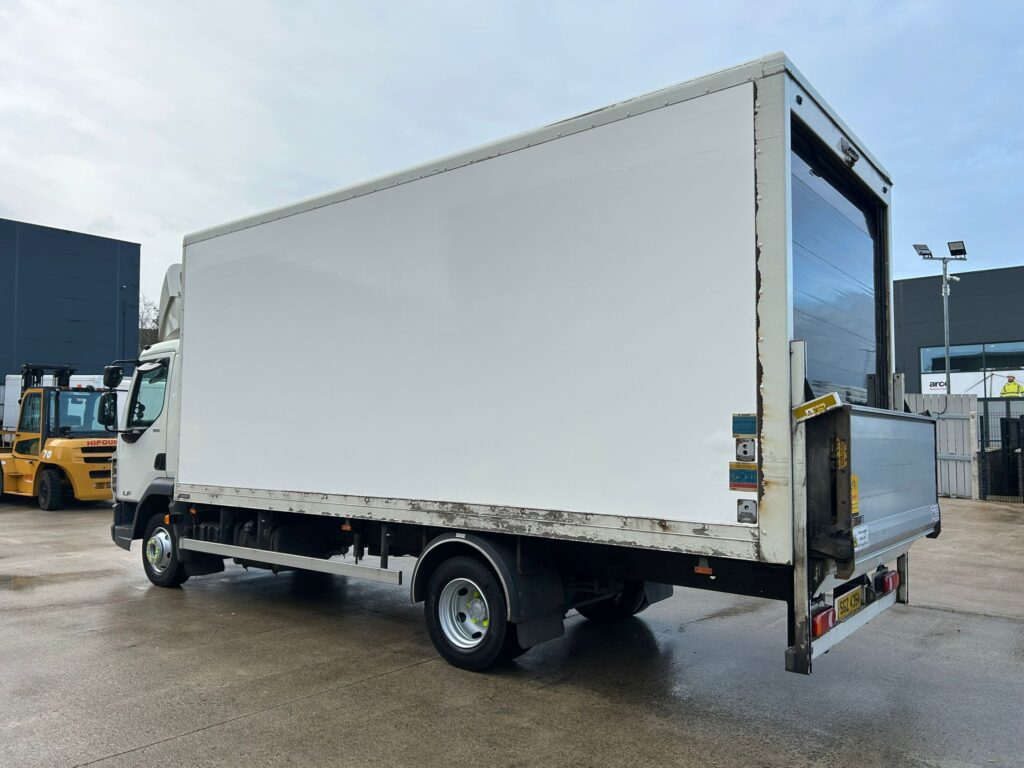 October 2020 DAF LF 45 150 7.5T