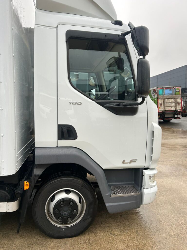 October 2020 DAF LF 180 7.5T