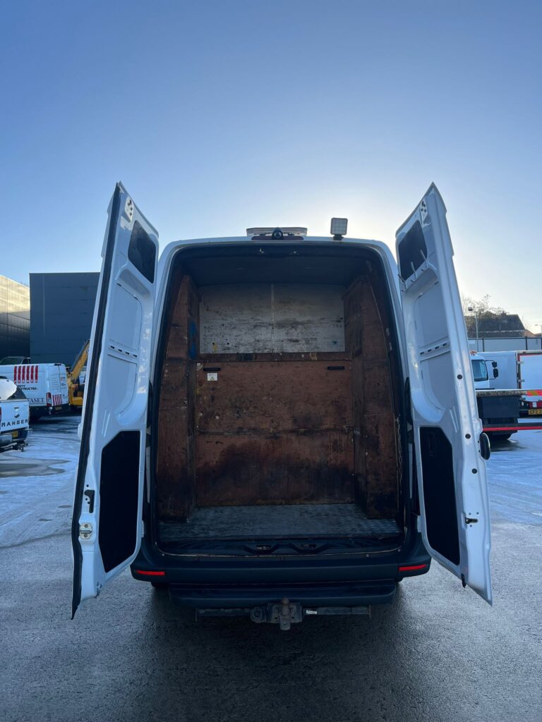 November 2021 Mercedes Sprinter 314 CDI Progressive MWB Welfare Van