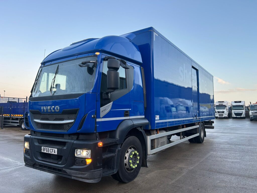 October 2019 Iveco Stralis 310 18 Ton