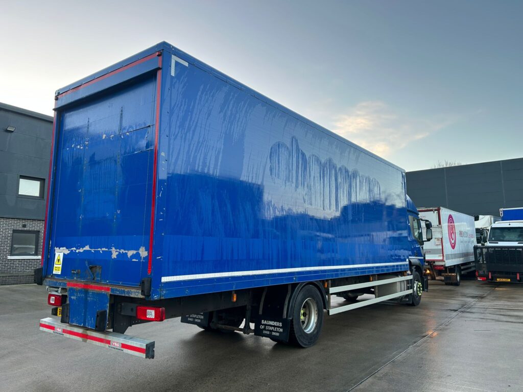 October 2019 Iveco Stralis 310 18 Ton