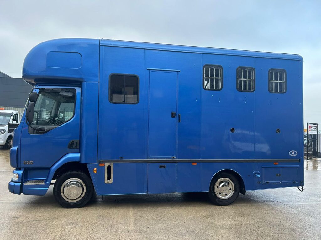 2006 DAF LF 45-150 Horsebox