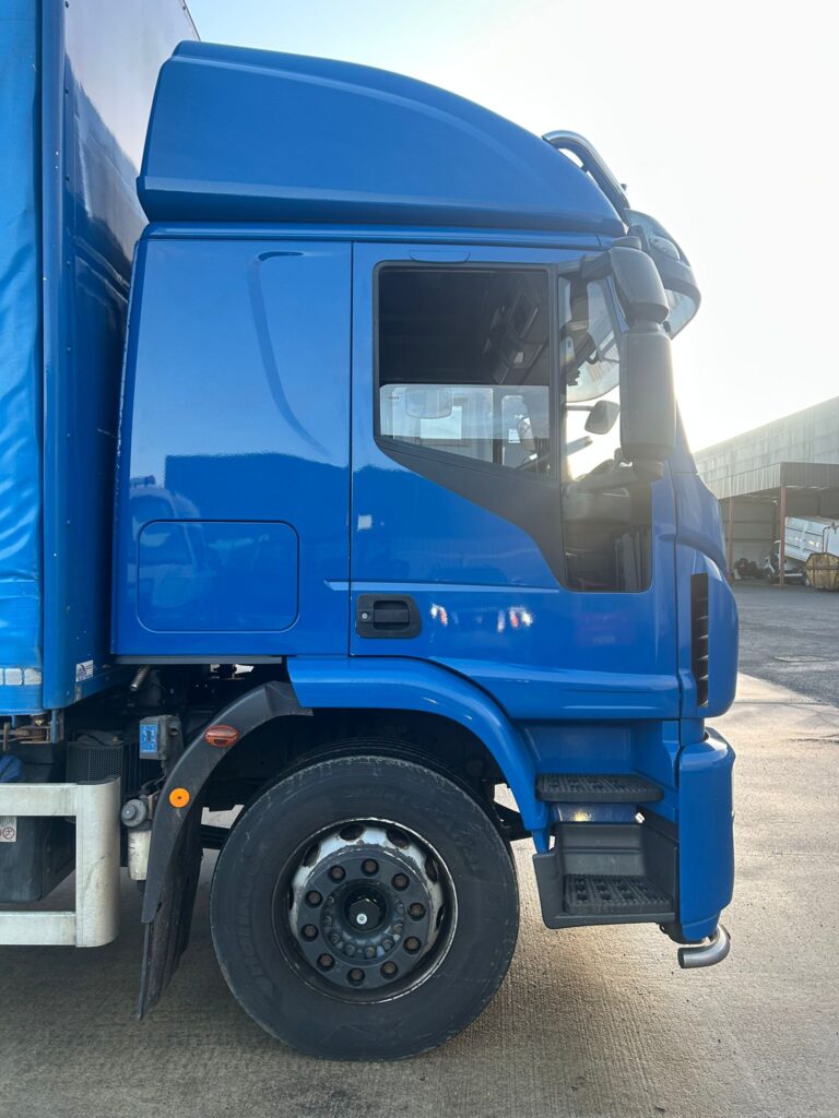 September 2020 Iveco 180e25 Curtainside