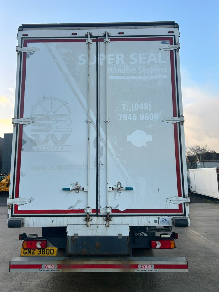 September 2020 Iveco 180e25 Curtainside