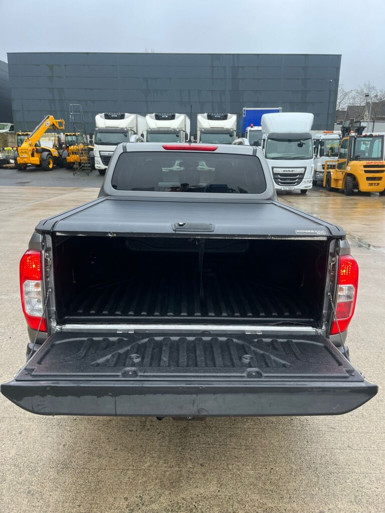 September 2017 Nissan Navara Double Cab Pick Up