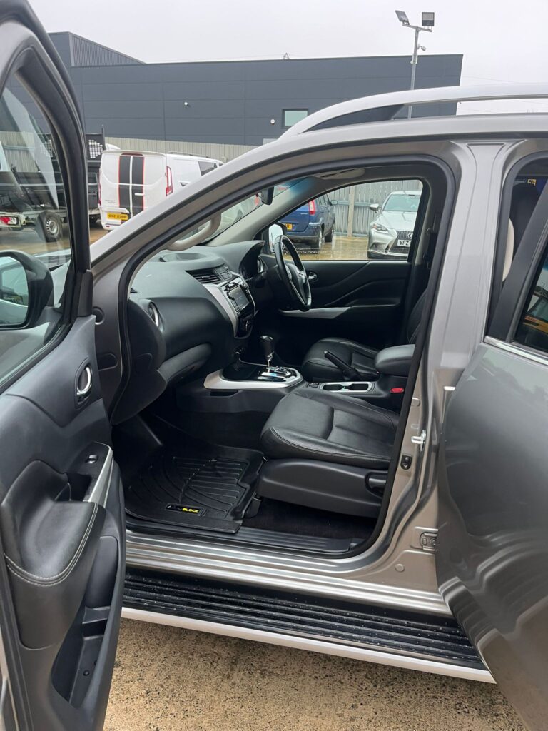 September 2017 Nissan Navara Double Cab Pick Up