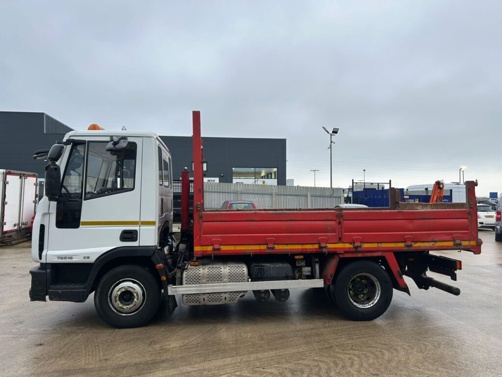 2015 Iveco 75e16 7.5T Tipper
