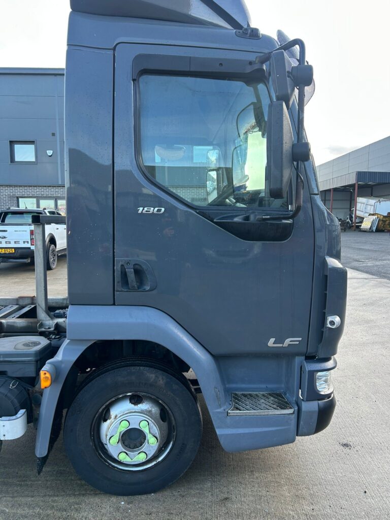 September 2019 DAF LF 180 7.5T Chassis Cab