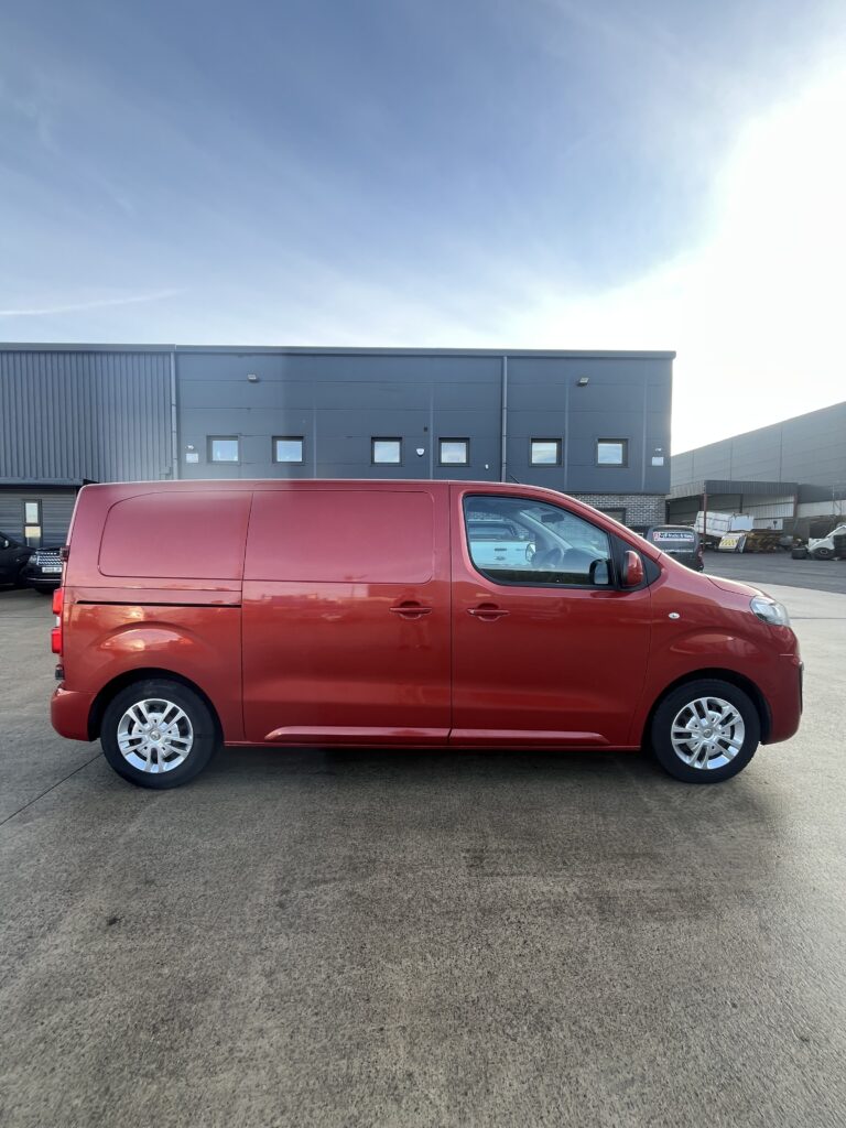 November 2020 Vauxhall Vivaro 2700 Sportive