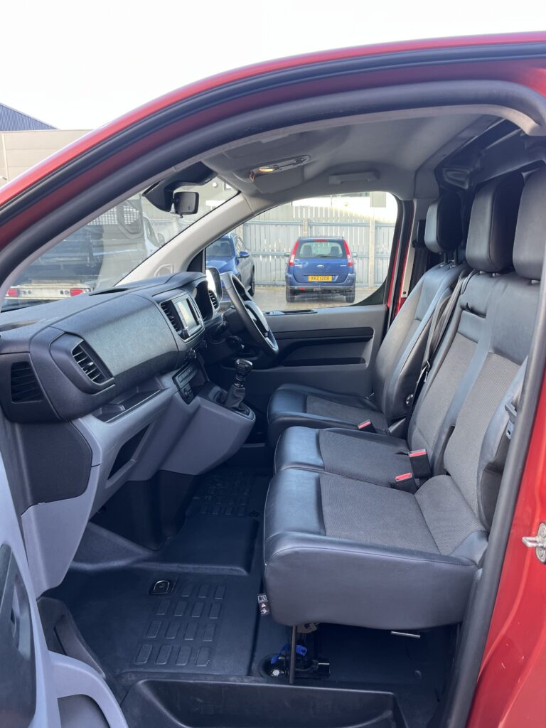 November 2020 Vauxhall Vivaro 2700 Sportive