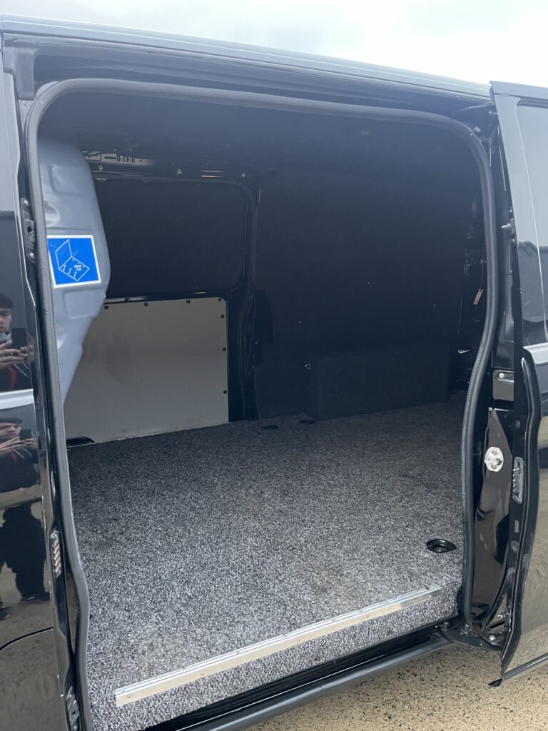 August 2022 Mercedes Vito 116 RWD 2.0d