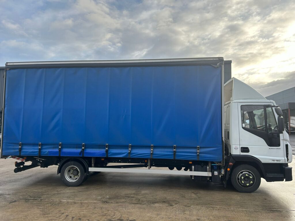 November 2021 Iveco 75e16 Curtainsider