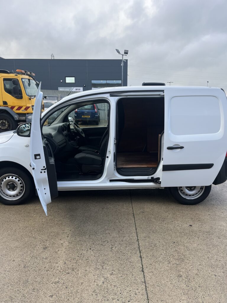 March 2021 Mercedes Citan Pure CDI L2 - Choice of 3