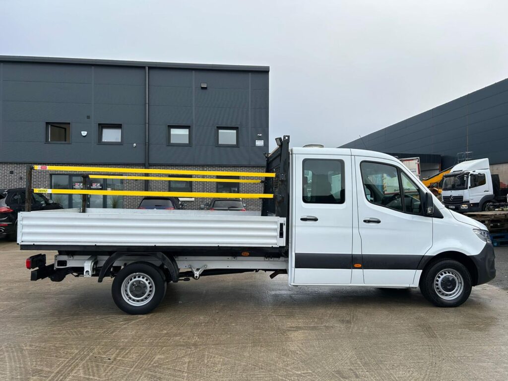 2021 Mercedes Sprinter Dropside 7 Seater