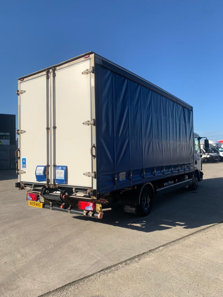 2019 MAN TGL 7-190 Curtainsider