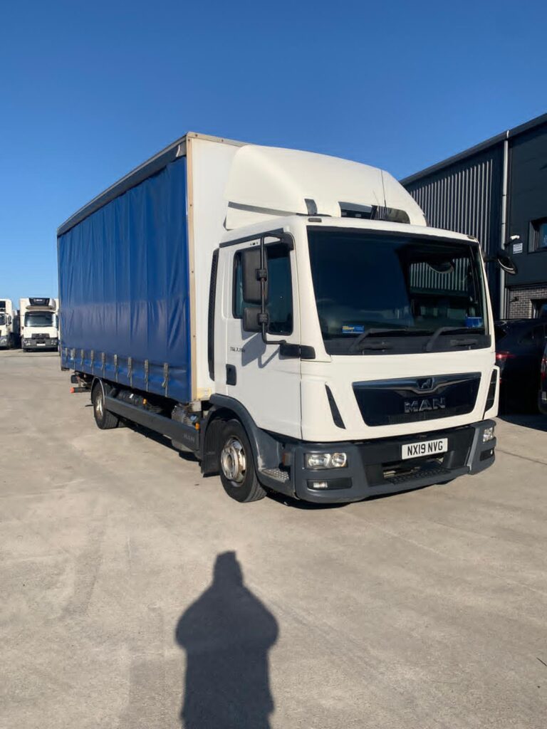 2019 MAN TGL 7-190 Curtainsider