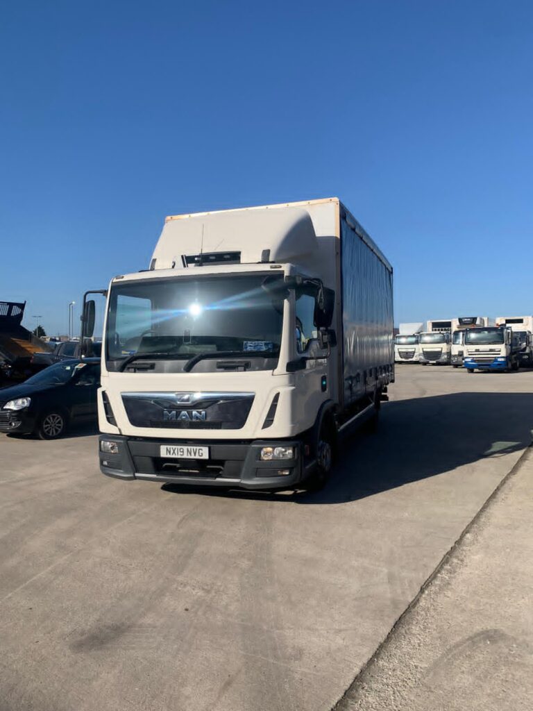 2019 MAN TGL 7-190 Curtainsider