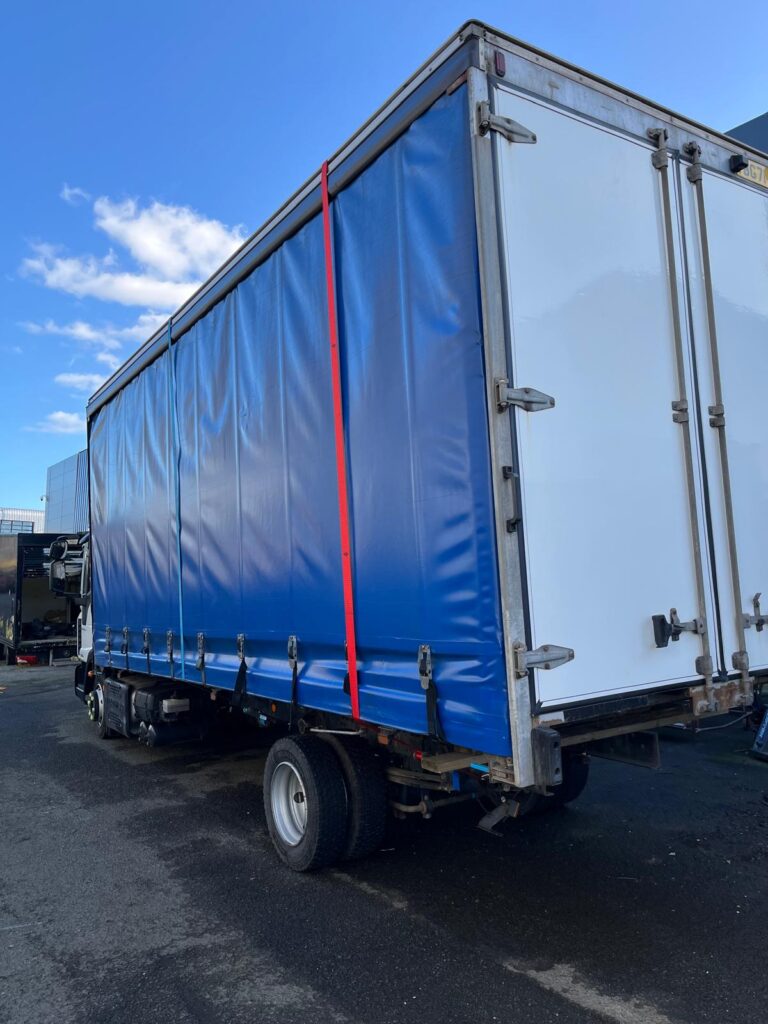 Curtainside Body