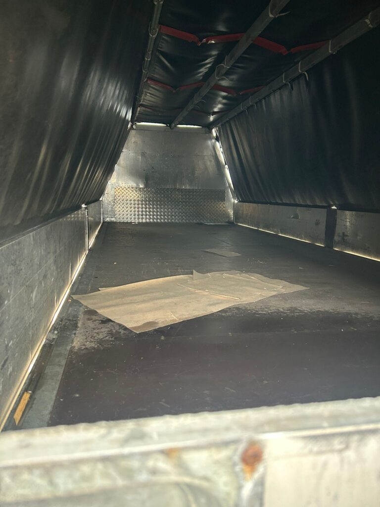 2022 DAF LF 230 12 Ton with 22ft Alloy Dropside Body