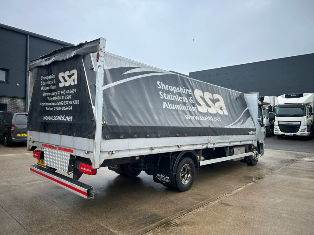 2022 DAF LF 230 12 Ton with 22ft Alloy Dropside Body