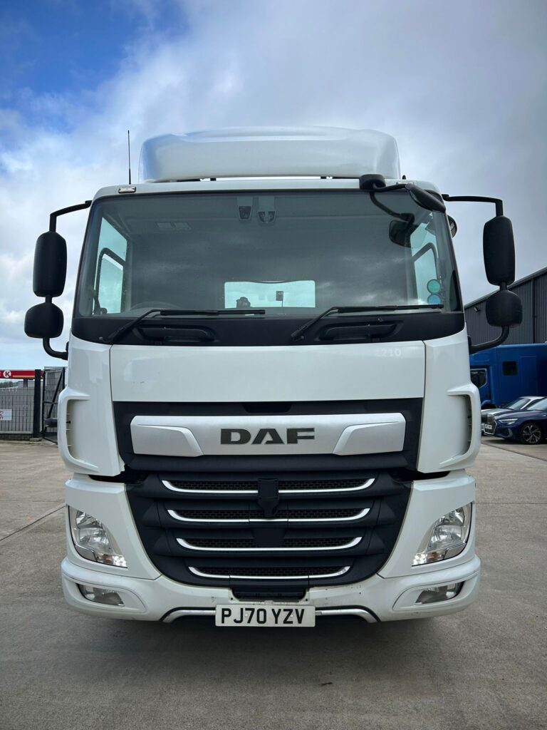 2021 DAF CF 450