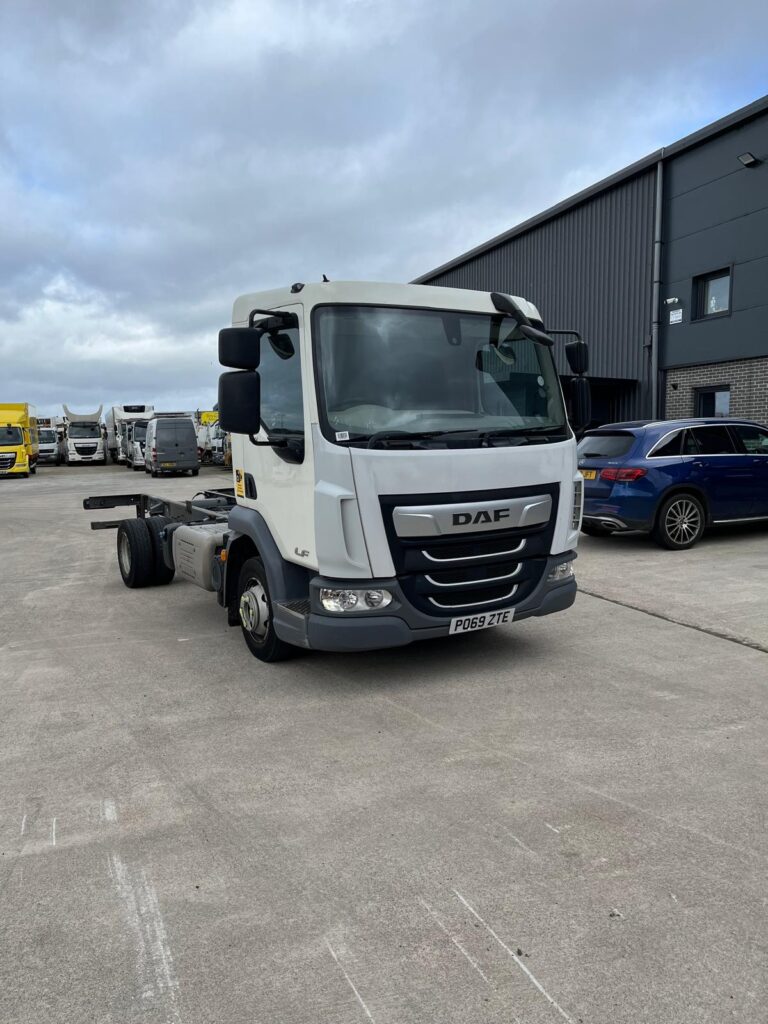 November 2019 DAF LF 45 180 SWB