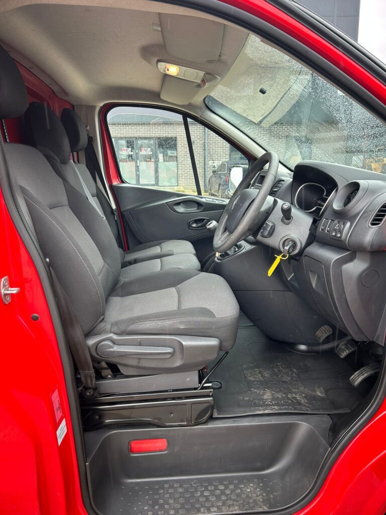 2021 Renault Trafic Business+ 2.0d