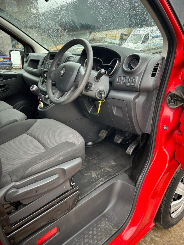 2021 Renault Trafic Business+ 2.0d