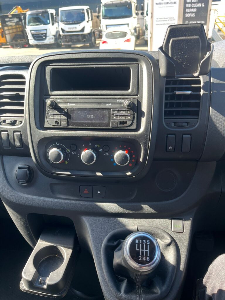 2021 Renault Trafic Business+ 2.0d