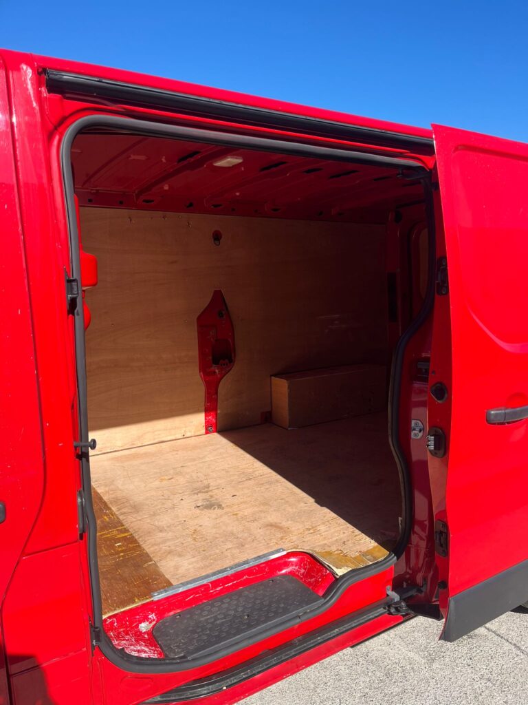 2021 Renault Trafic Business+ 2.0d