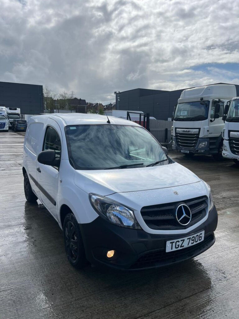 March 2021 Mercedes Citan Pure CDI L2