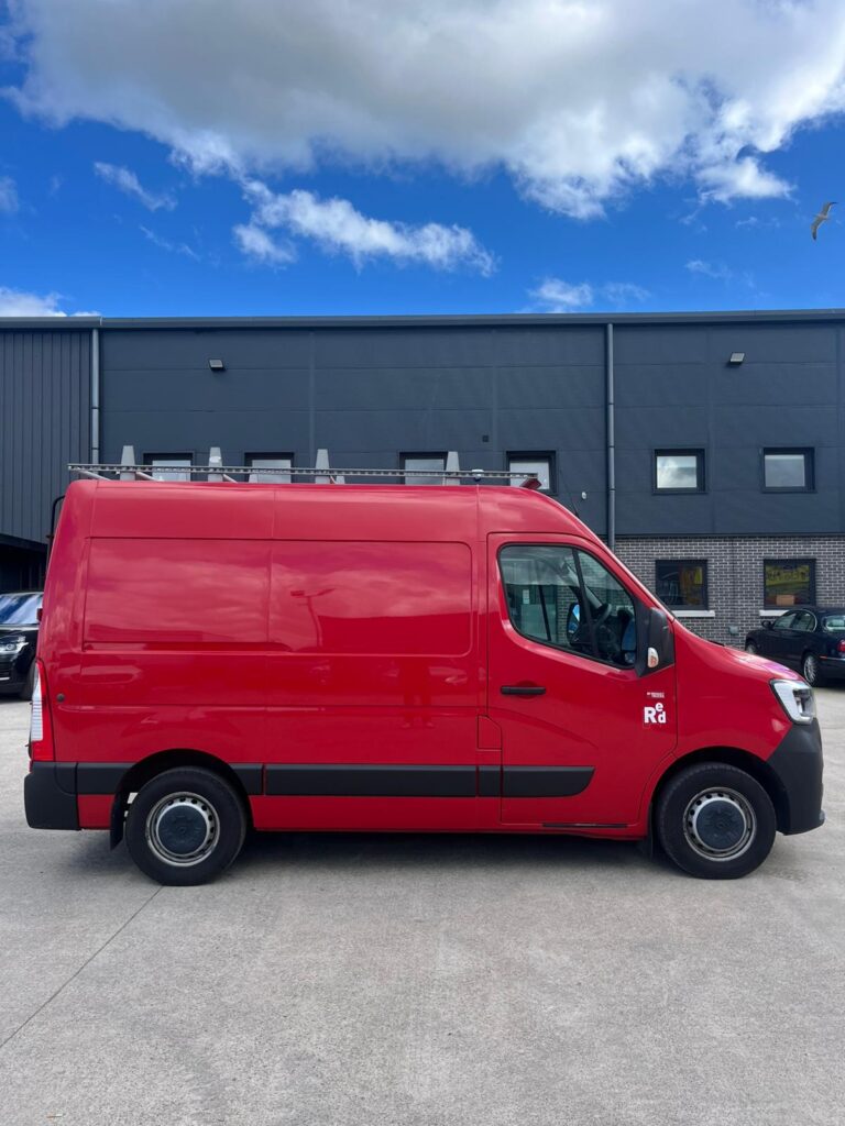 2021 Renault Master 2.3d High Roof SWB