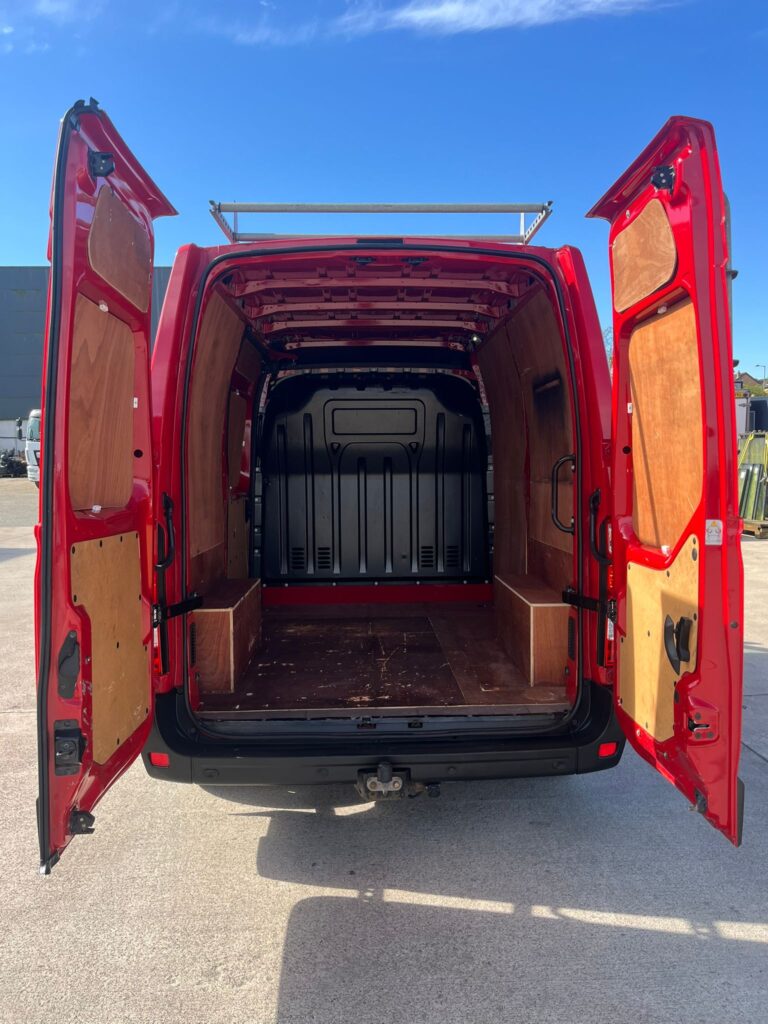 2021 Renault Master 2.3d High Roof SWB