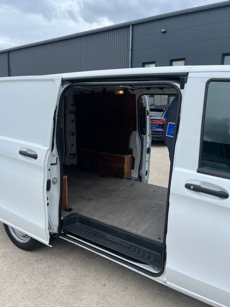 2021 Mercedes Vito 110 Progressive CDi