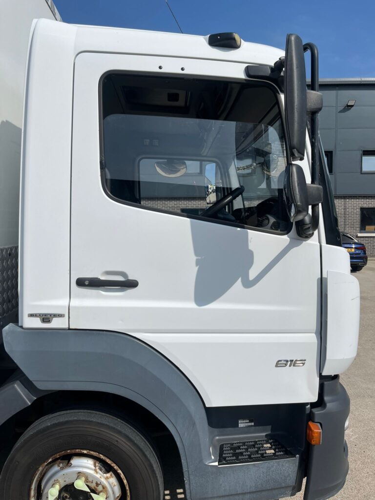 December 2015 Mercedes Atego 816 7.5T GRP Box