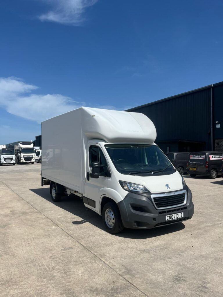September 2017 Peugeot Boxer 335 L3 Luton Van