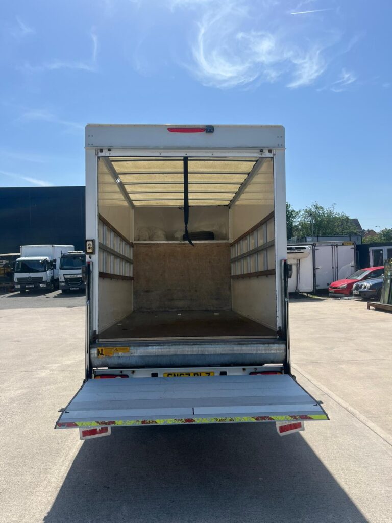 September 2017 Peugeot Boxer 335 L3 Luton Van
