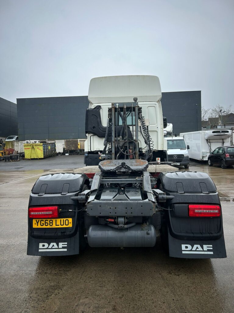 October 2018 DAF CF 480