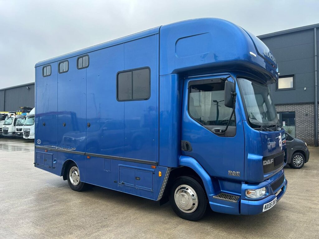 2006 DAF LF 45-150 7.5T Horsebox