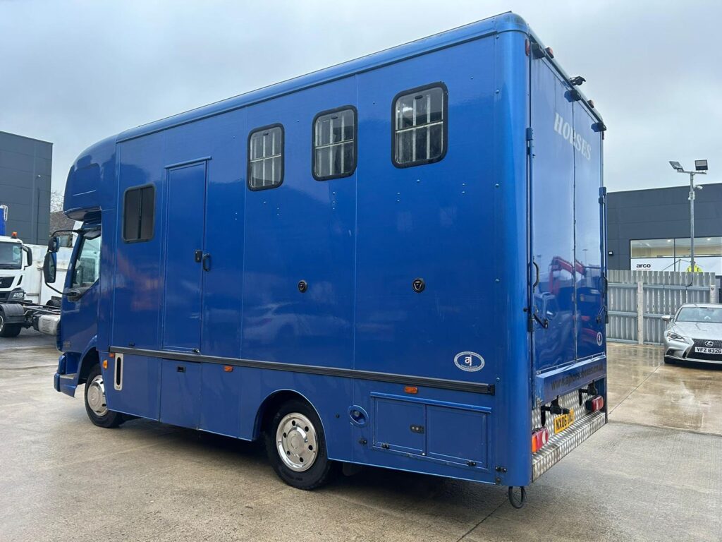 2006 DAF LF 45-150 7.5T Horsebox