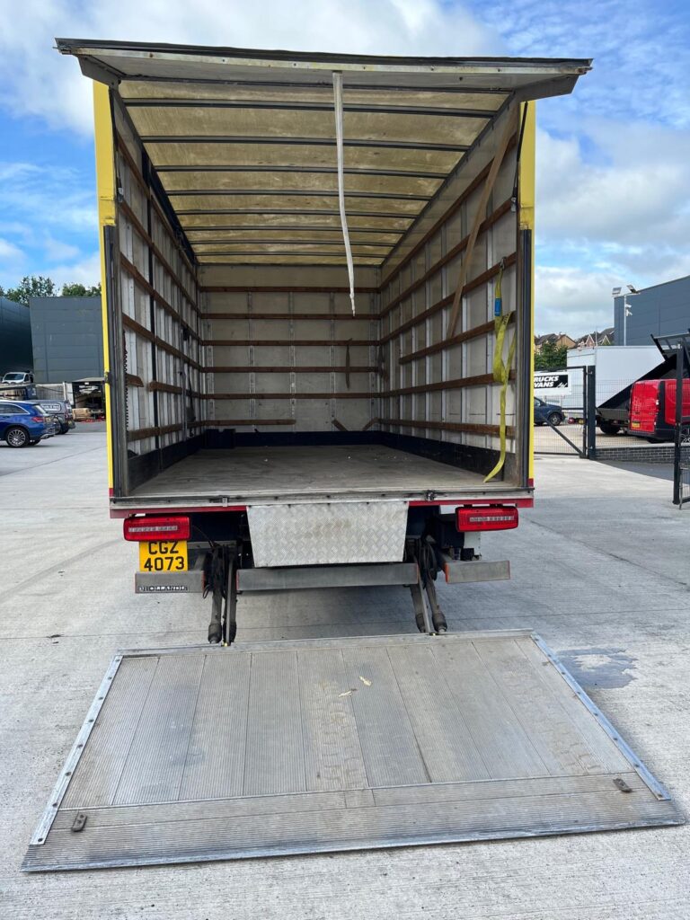 2016 DAF LF 45 150 7.5T Box