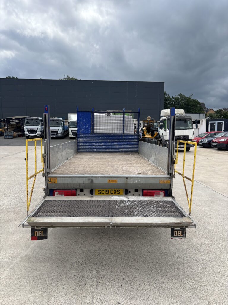 2019 Volkswagen Crafter Dropside with Tail Lift