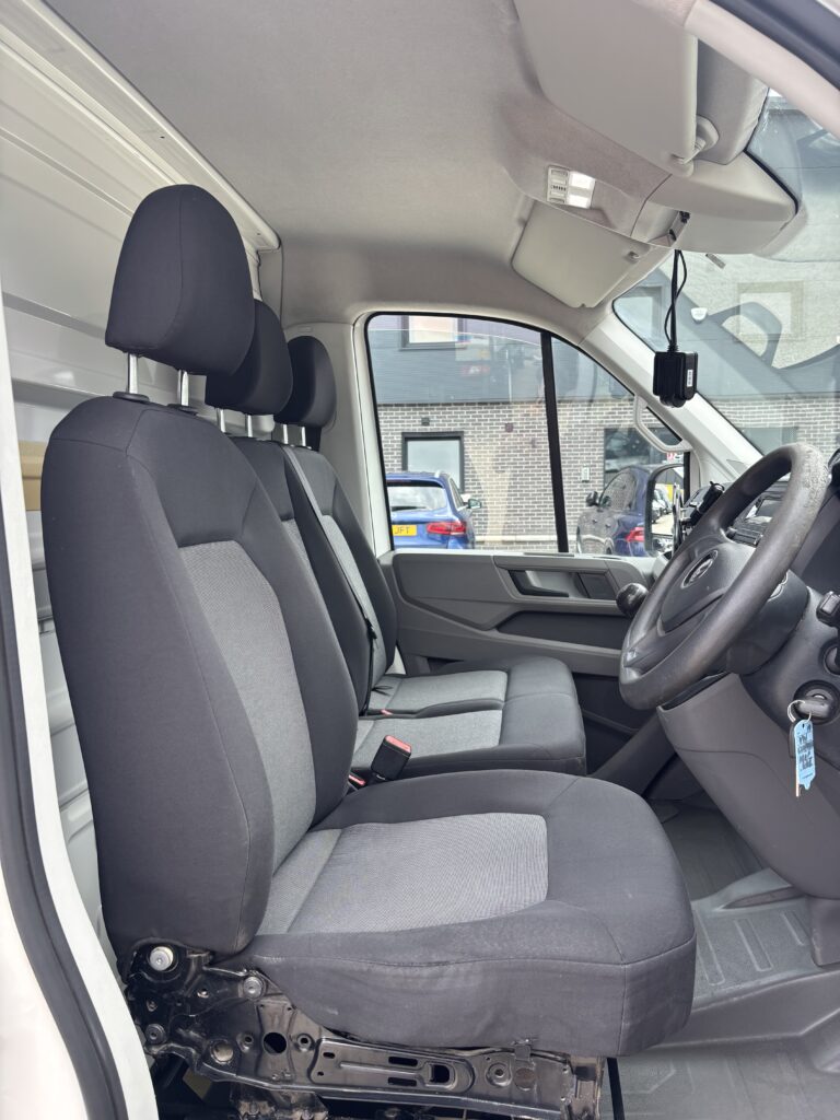 2019 Volkswagen Crafter Dropside with Tail Lift